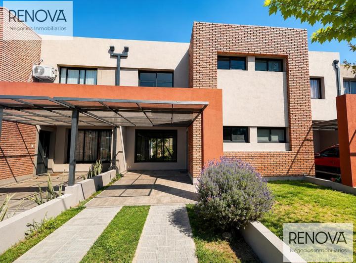 Casa · 120m² · 6 Ambientes · 1 Cochera