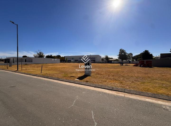 Terreno · 395m²