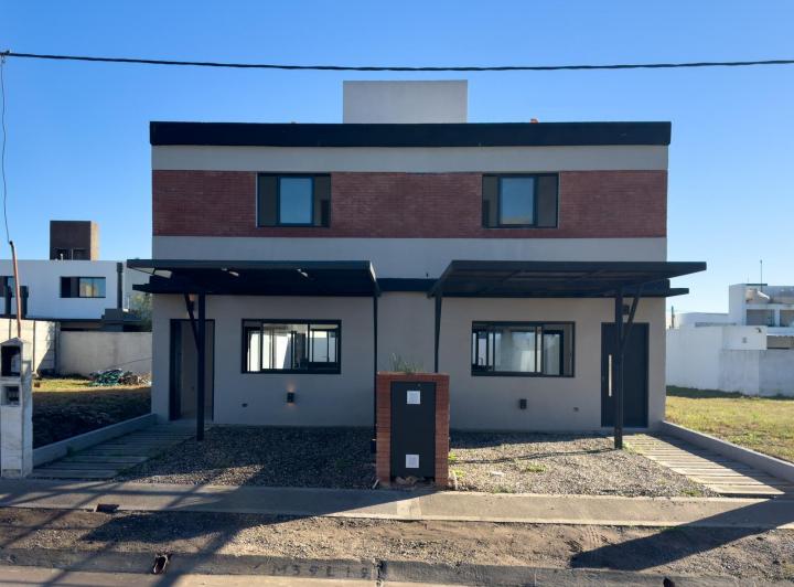 PH · 93m² · 1 Ambiente · 1 Cochera