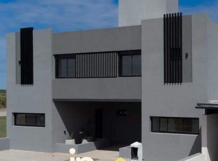 PH · 152m² · 6 Ambientes · 2 Cocheras