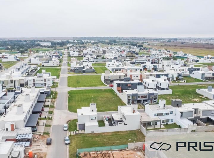 Terreno · 364m²