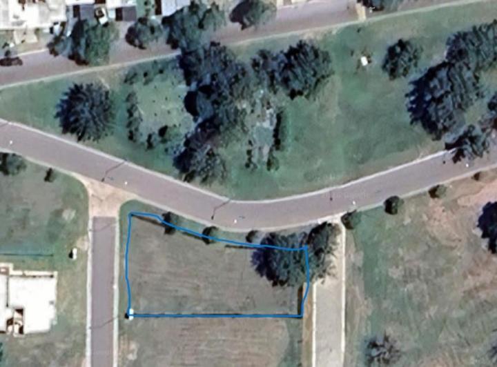 Terreno · 600m²