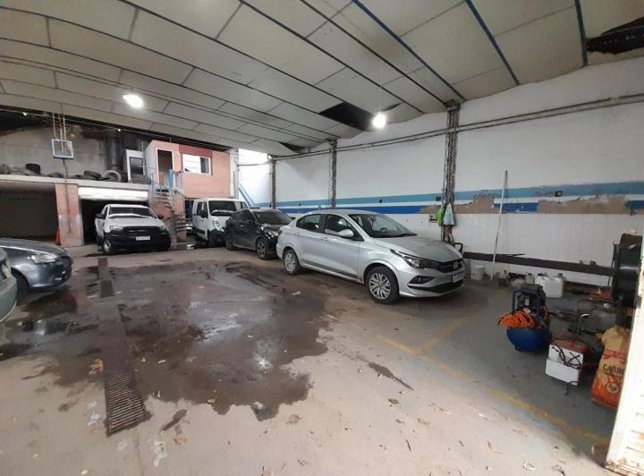 Bodega-Galpón · 370m²