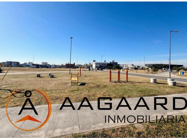 Terreno · 360m²
