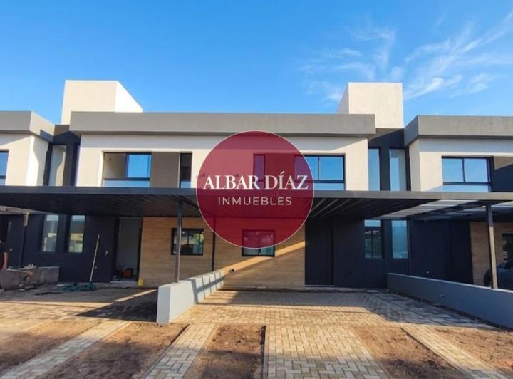 Casa · 150m² · 6 Ambientes · 2 Cocheras