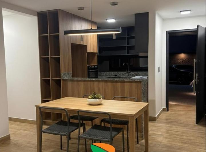 PH · 130m² · 5 Ambientes · 2 Cocheras
