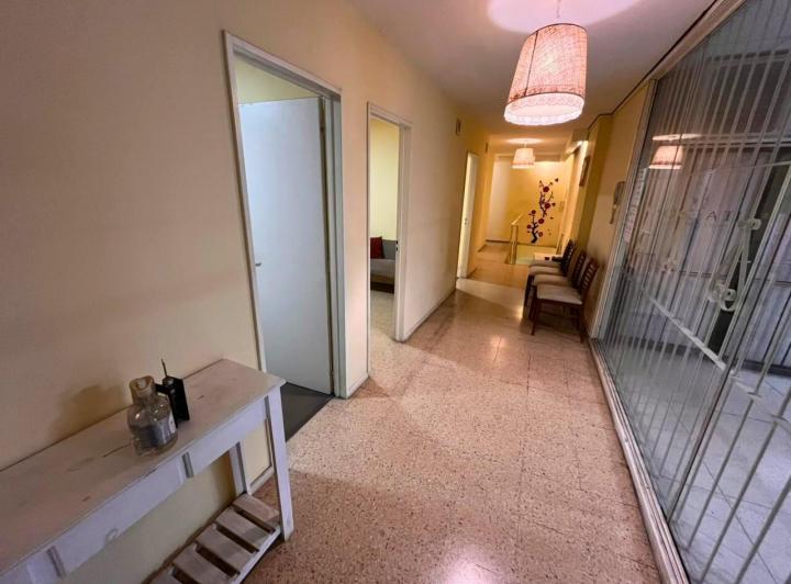 Local comercial · 115m² · 7 Ambientes