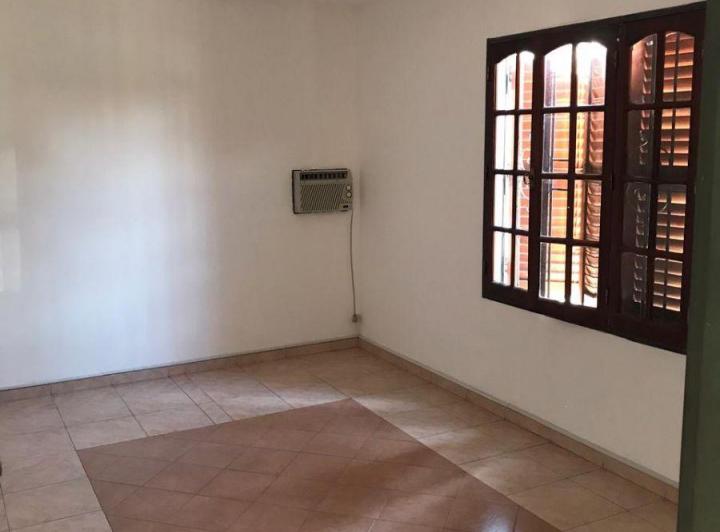 Casa · 80m² · 5 Ambientes