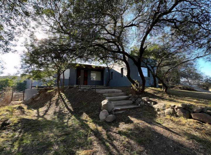 Casa · 220m² · 6 Ambientes