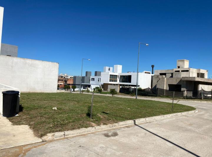 Terreno · 360m²