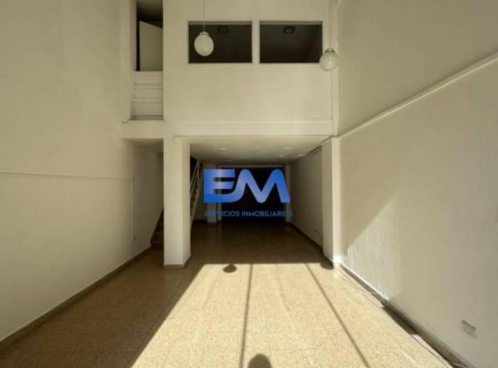 Local comercial · 110m² · 3 Ambientes