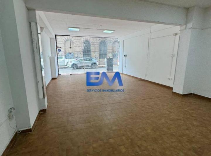 Local comercial · 90m² · 2 Ambientes