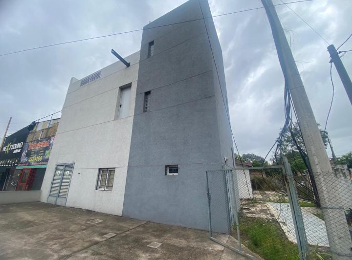 Local comercial · 300m²