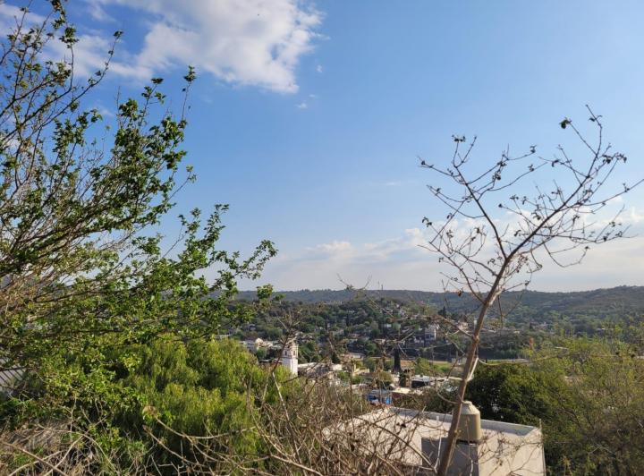 Terreno · 2100m²