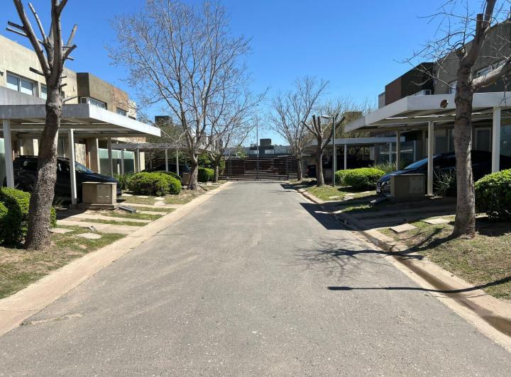 PH · 120m² · 4 Ambientes · 1 Cochera
