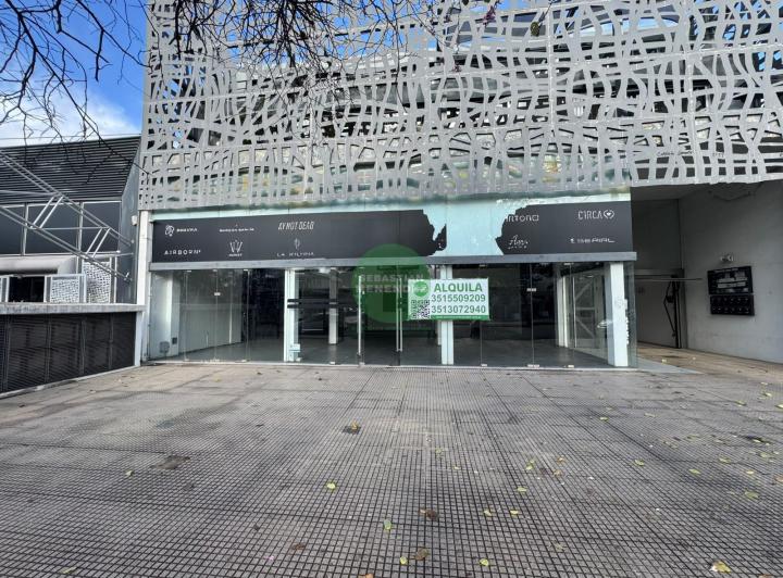 Oficina comercial · 220m² · 2 Ambientes