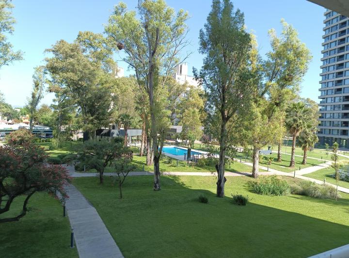 Departamento · 70m² · 2 Ambientes · 1 Cochera