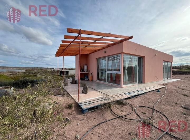 Casa · 65m² · 2 Ambientes · 1 Cochera