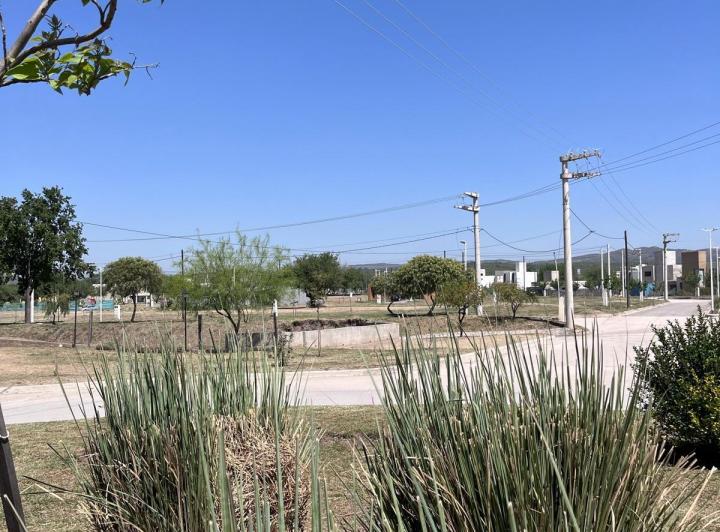 Terreno · 377m²