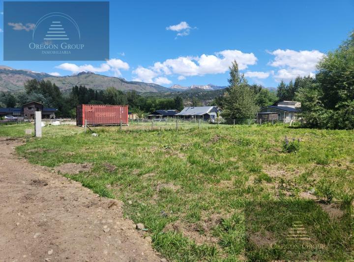 Terreno · 680m²