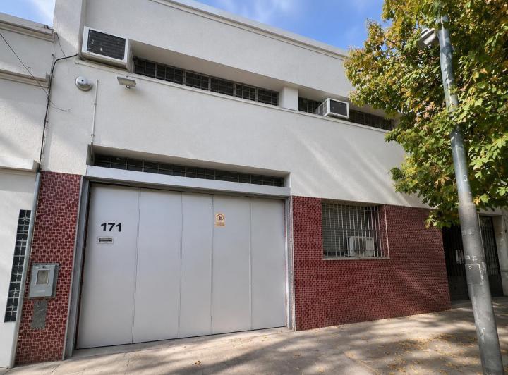 Terreno · 366m² · 2 Cocheras