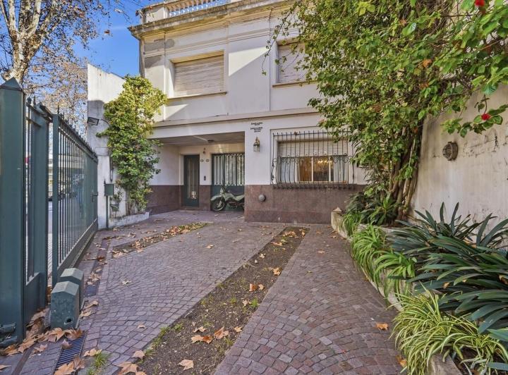 Terreno · 235m²