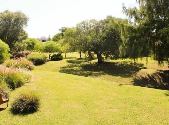 Terreno · 1200m²