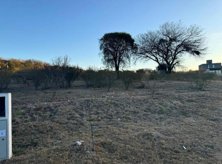 Terreno · 450m²