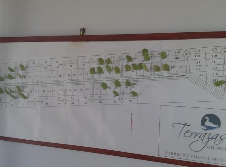 Terreno · 870m²