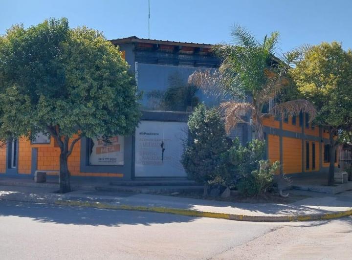 Local comercial · 466m² · 10 Ambientes