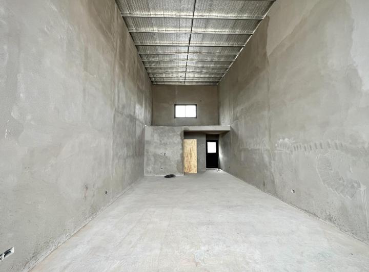 Local comercial · 84m² · 1 Ambiente