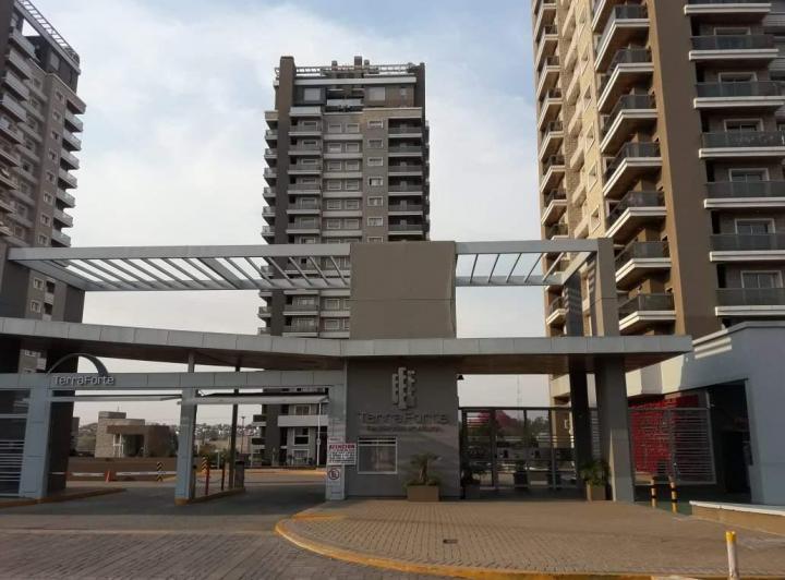 Local comercial · 81m² · 2 Ambientes