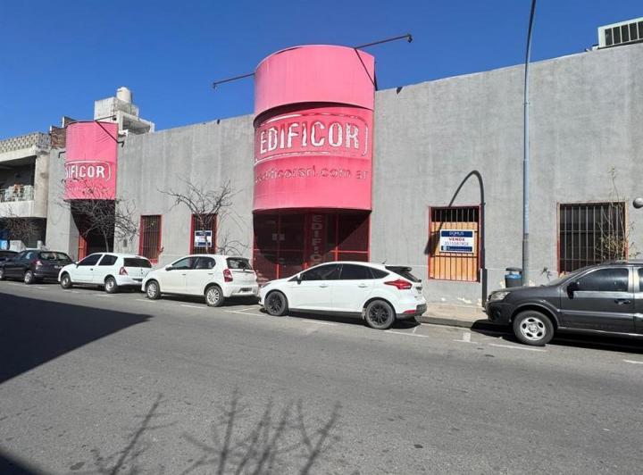 Local comercial · 1146m² · 4 Ambientes