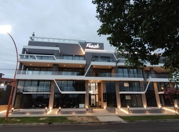 Local comercial · 150m²
