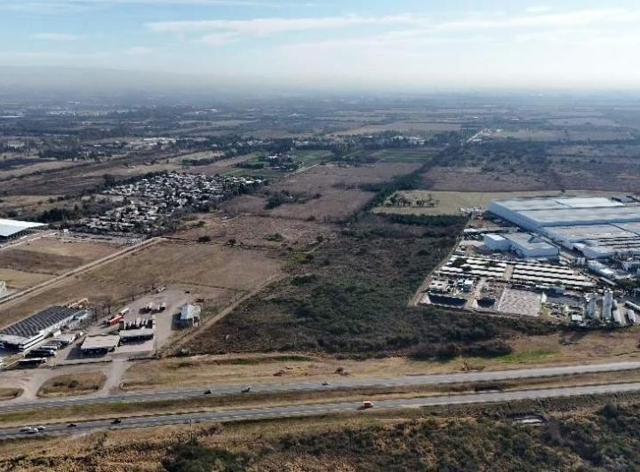 Terreno · 270000m²