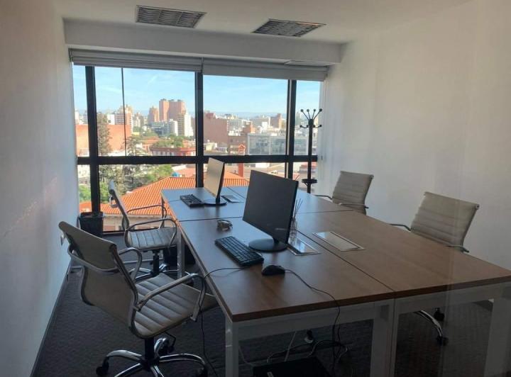 Oficina comercial · 210m²