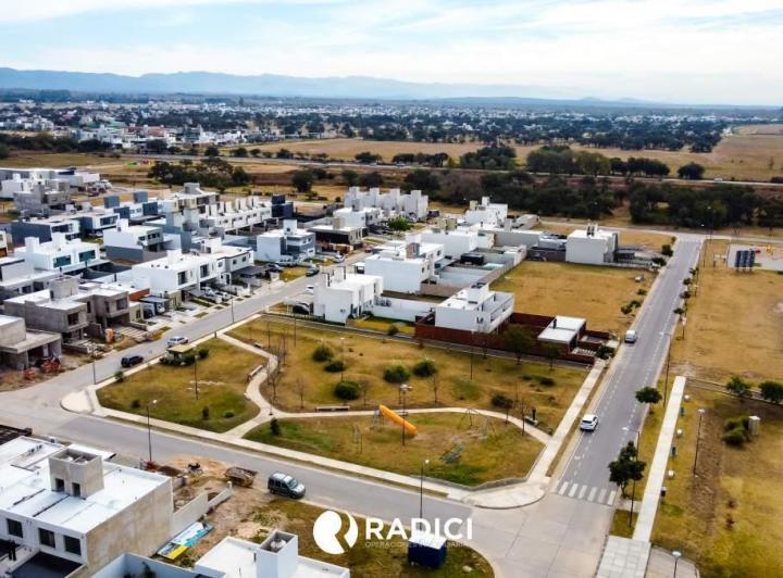 Terreno · 603m² · 1 Ambiente
