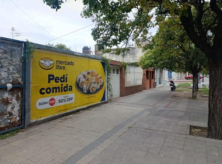 Terreno · 240m²