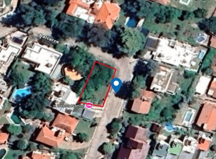 Terreno · 349m²