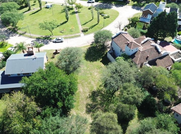 Terreno · 1141m²