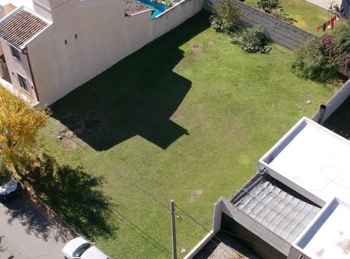 Terreno · 388m²