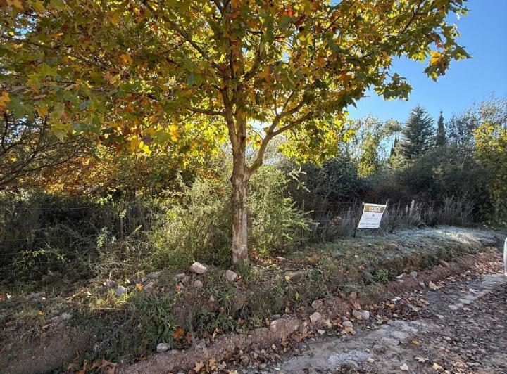 Terreno · 900m²