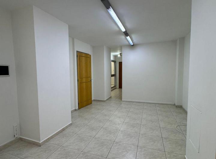 Oficina comercial · 49m² · 4 Ambientes