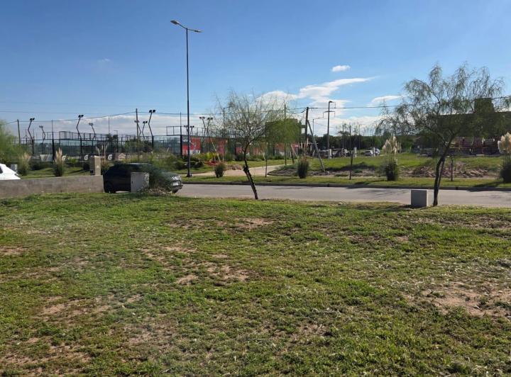 Terreno · 360m²