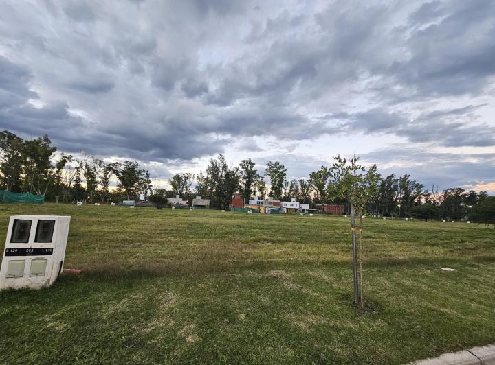 Terreno · 250m²