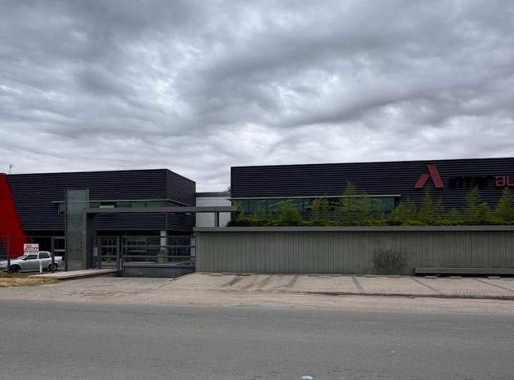 Bodega-Galpón · 2150m²