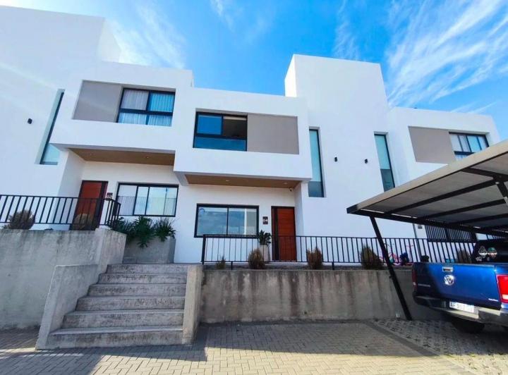 PH · 130m² · 2 Dormitorios · 1 Cochera
