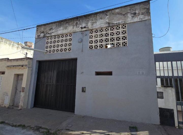 Bodega-Galpón · 157m² · 3 Ambientes
