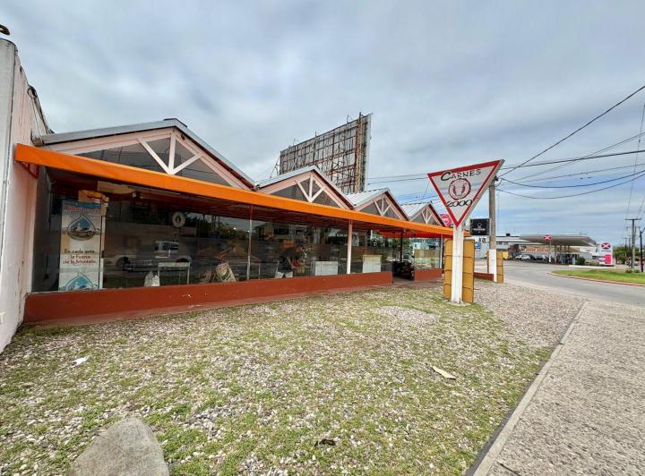 Local comercial · 272m² · 10 Ambientes