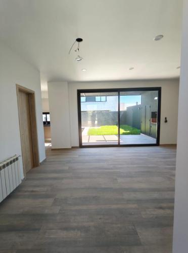 PH · 180m² · 4 Ambientes · 2 Cocheras
